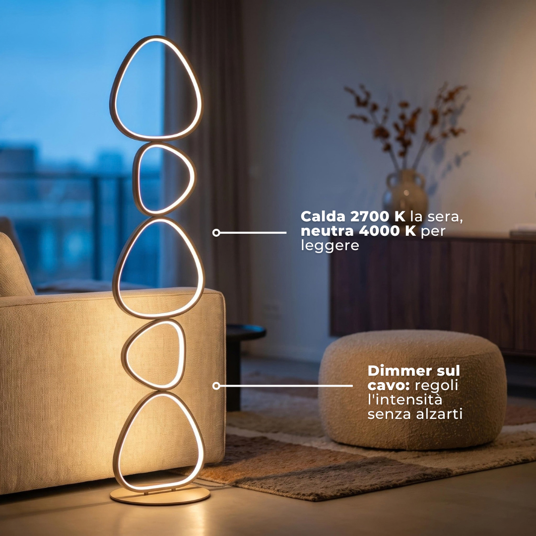 SAMLING lampada da terra: luce calda 2700 K e neutra 4000 K con dimmer sul cavo
